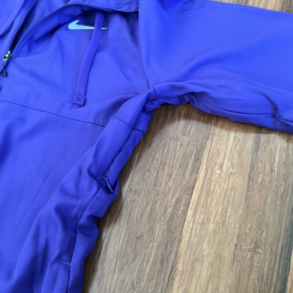 Women’s Nike DRI-FIT LSU Tigers Full Zip Practice Jacket - Brand New With Tags! - Picture 10 of 13